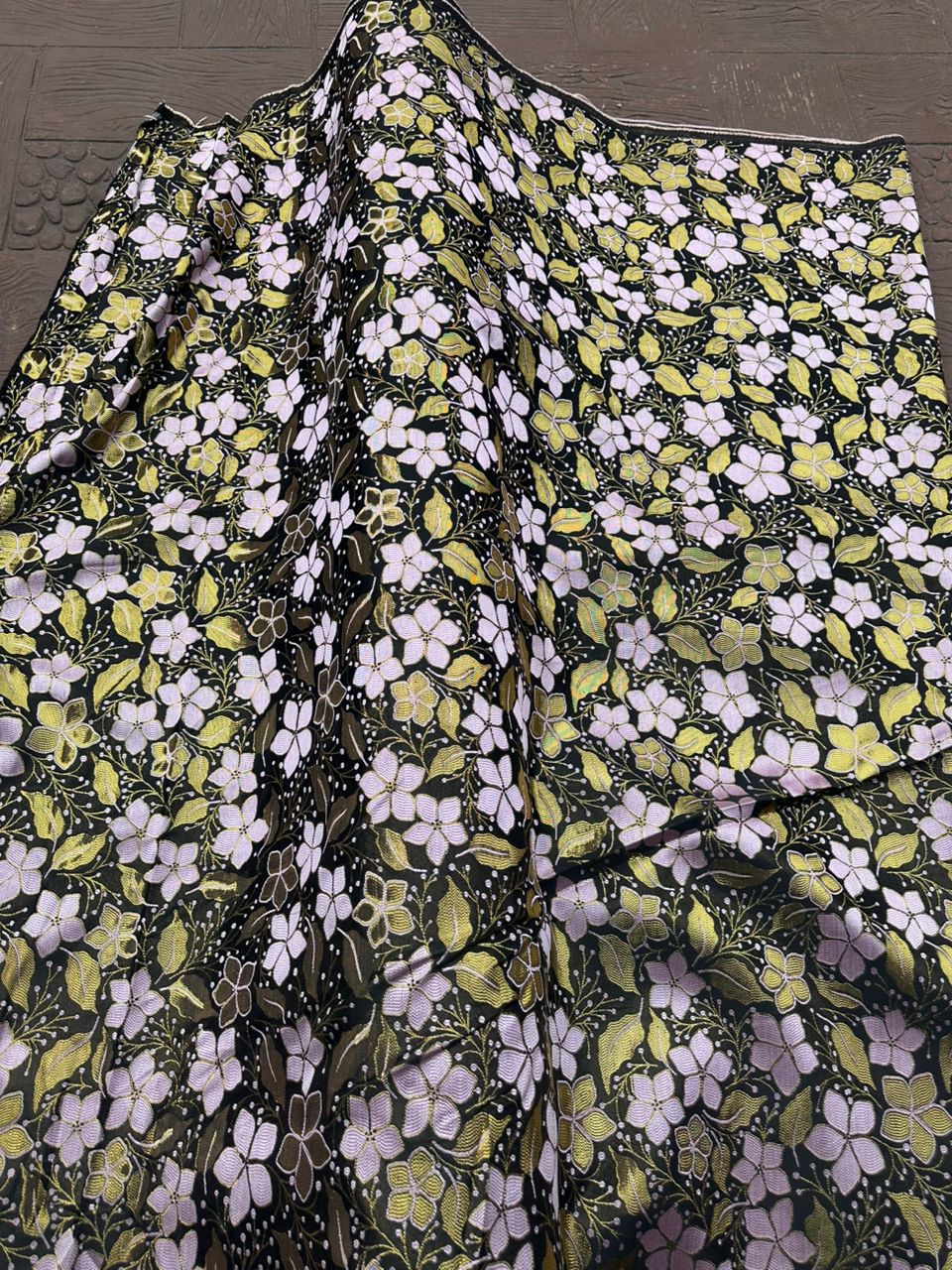 Luxury Flowery Damask {Per Yard} - Fabtukus Luxury